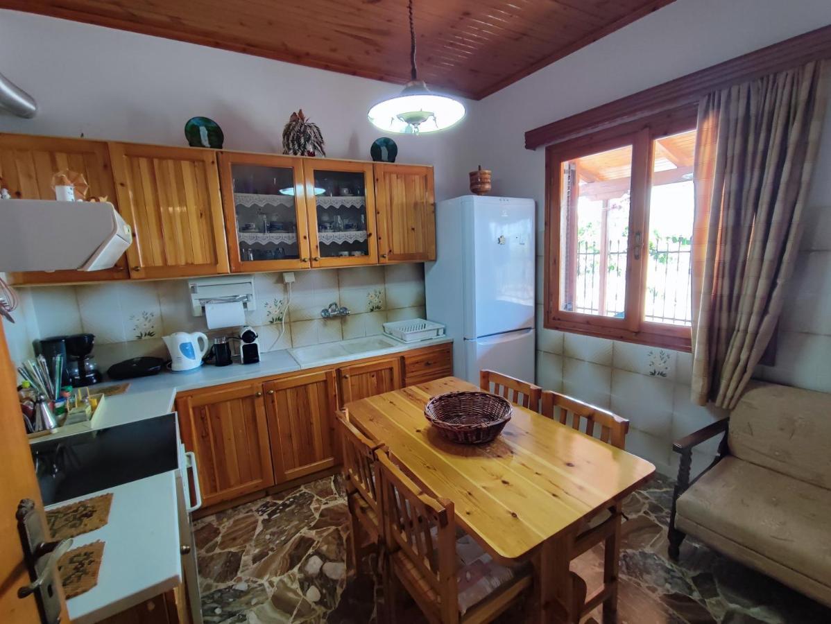 Thomas View Εξοχικό Σπίτι Με Θέα Στη Θάλασσα Porto Heli Exteriör bild